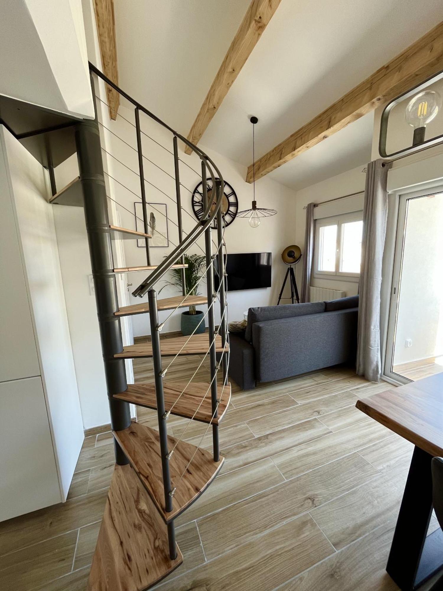 Duplex Centre Ville - 50M De La Plage - Clim - Garage - Netflix Le Grau-du-Roi Rum bild