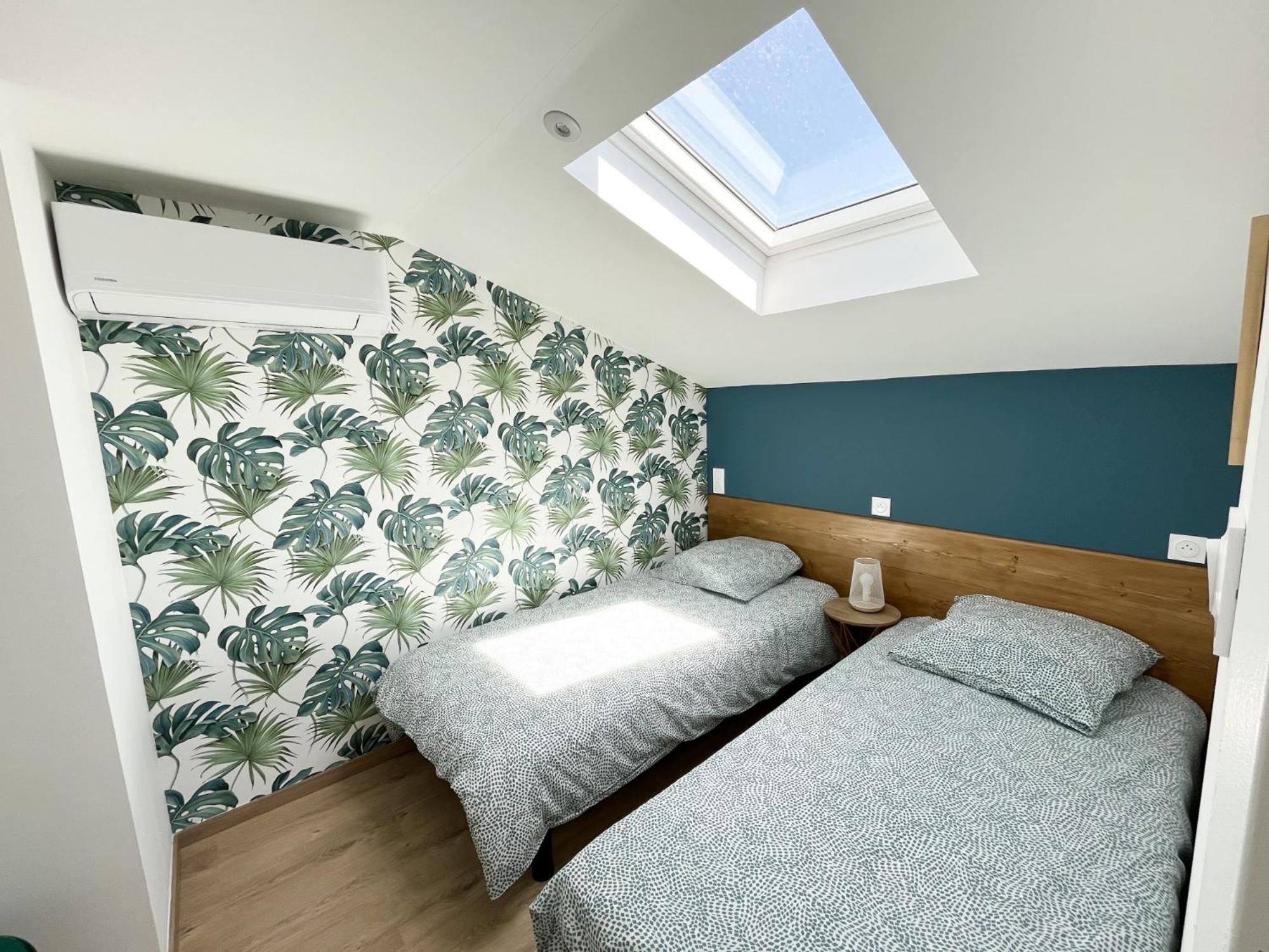 Duplex Centre Ville - 50M De La Plage - Clim - Garage - Netflix Le Grau-du-Roi Rum bild